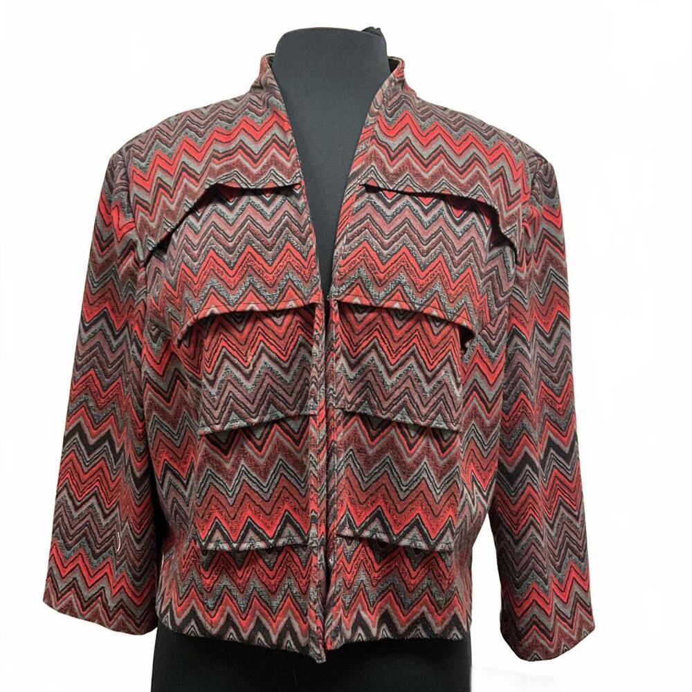 Plus Size Cropped Jacket Aztec Print 18